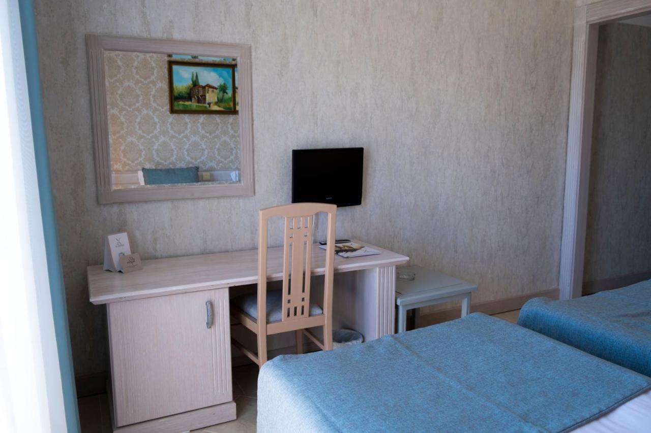 X Life Hotel Sarigerme 15 - Adult Hotel Kültér fotó